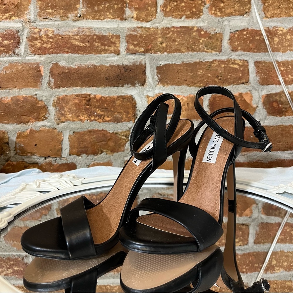 Steve Madden Reno Black Stiletto Heels